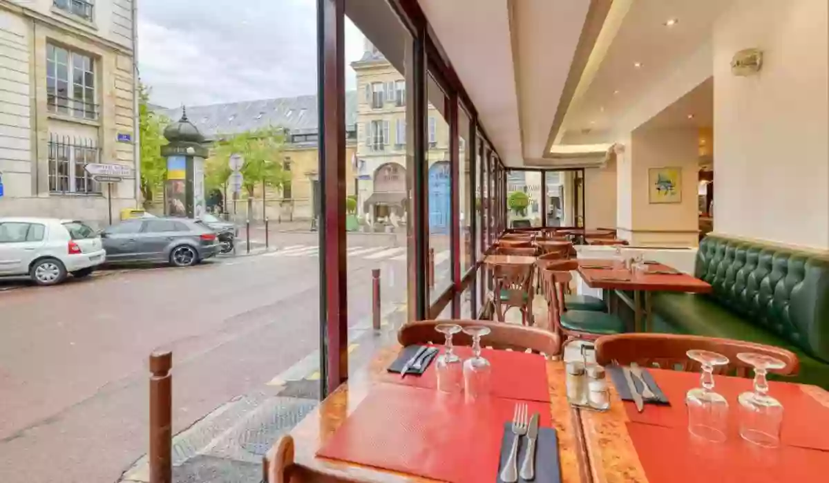 Le restaurant - Café du Palais de Justice - Versaille - Marché Notre Dame Versailles